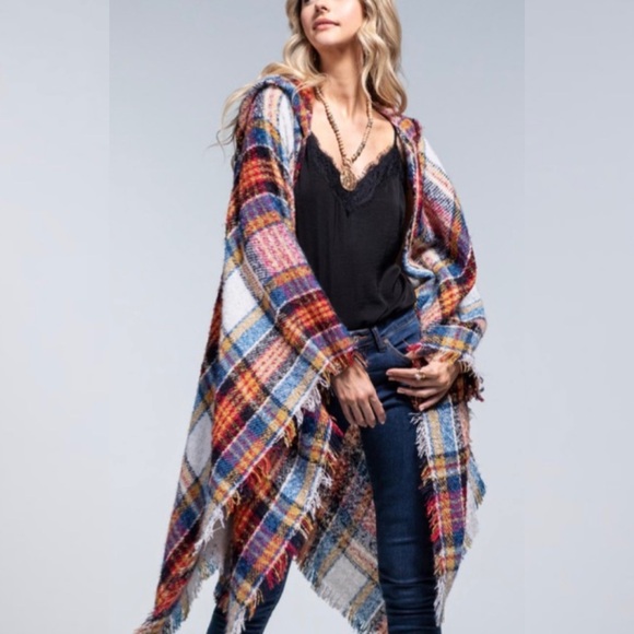 Ruggine Plaid Poncho / Ruana With Fringe Detail NEW! - Picture 4 of 12